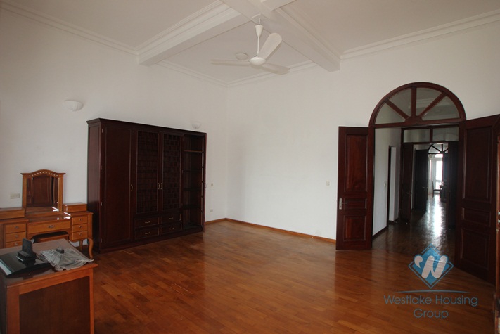  Spacious 4 bedroom apartment with lake view for rent in Tay Ho
